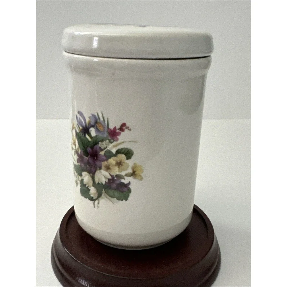 Vintage English Floral Tea Caddy Canister/Lid Kitchenware 60’s- 70’s Botanical